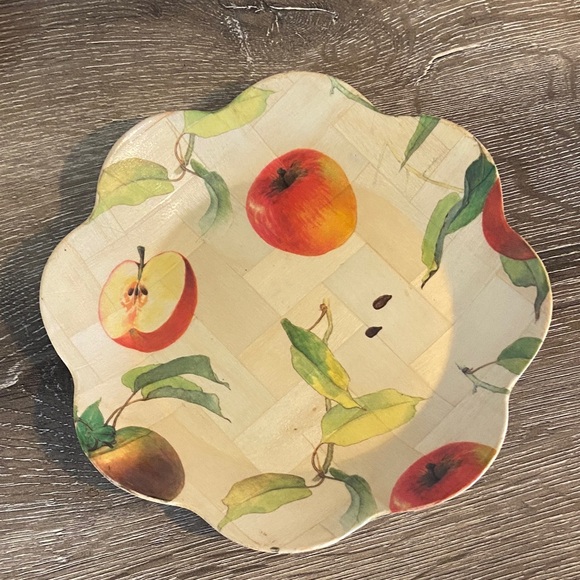 Bamboo Fruit Floral Apple Design Scalloped & Shell Plates 7.75” Set of 2 - Picture 4 of 5